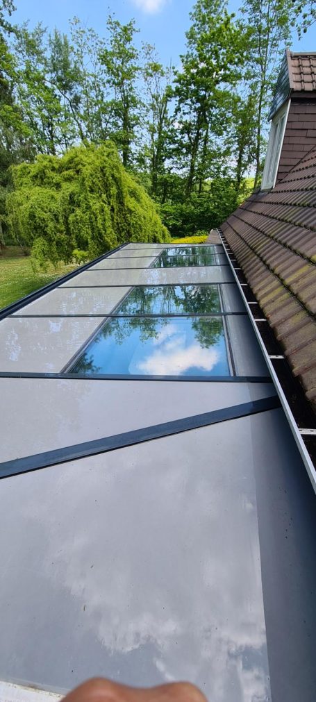 Toit en verre sale